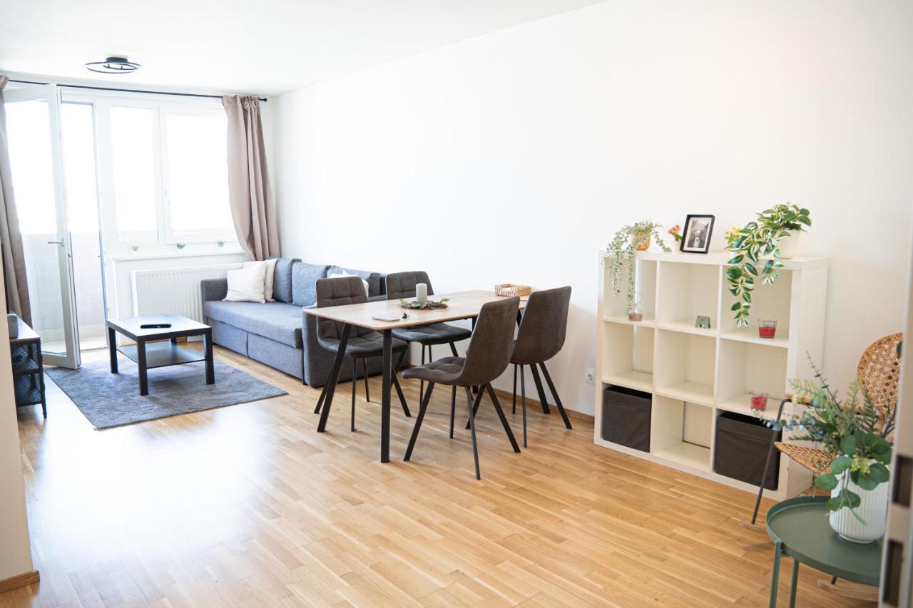 Bright & Modern - Balcony - Leilighet Wien Eksteriør bilde
